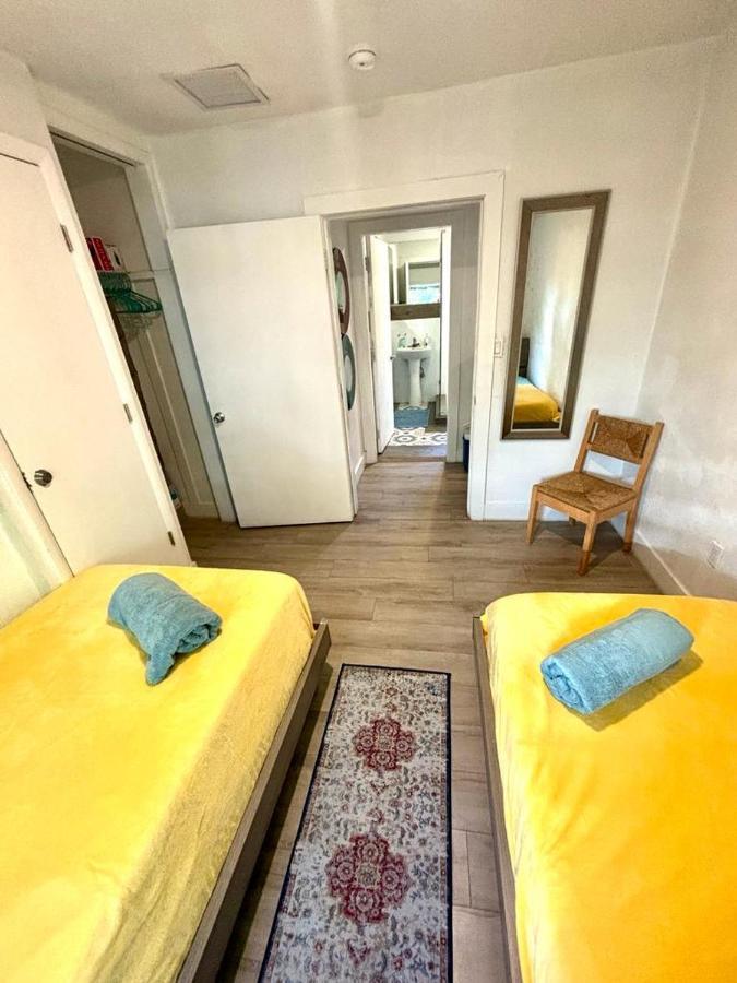 Nice 2 Twin Bedroom - Best Central Location In Miami - Luggage Storage, Parking And Laundry For Free!!!! Exteriör bild