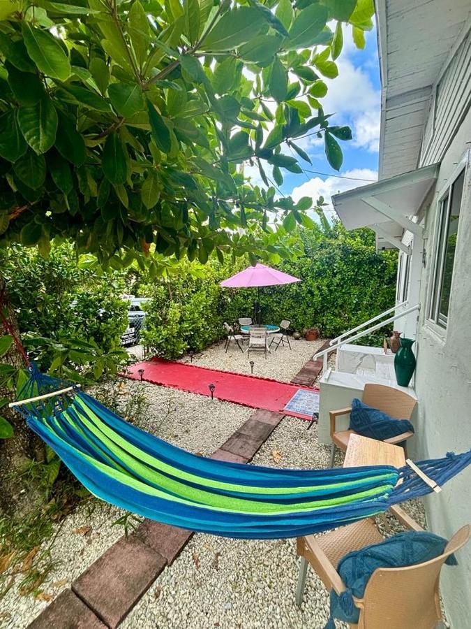 Nice 2 Twin Bedroom - Best Central Location In Miami - Luggage Storage, Parking And Laundry For Free!!!! Exteriör bild