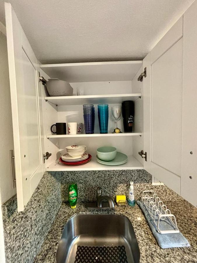 Nice 2 Twin Bedroom - Best Central Location In Miami - Luggage Storage, Parking And Laundry For Free!!!! Exteriör bild